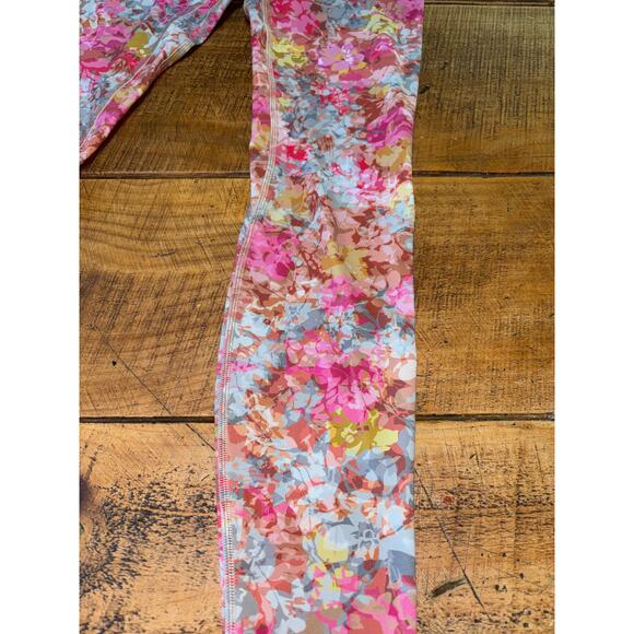 Womens Lululemon Align Leggings High Rise Inflorescence Multi Pink Floral 4 - Picture 3 of 8